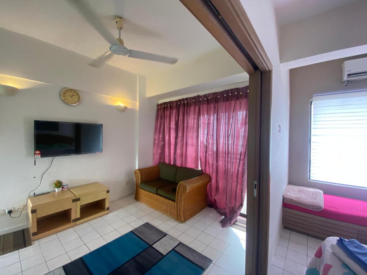 D' Sea View Apartment Port Dickson Kültér fotó